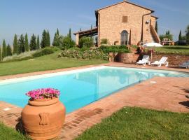 Podere Fornaci, farm stay in Asciano