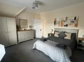 Dun-Niall Apartment
