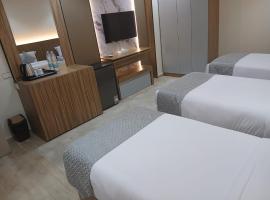 فندق تمايا العاشر من رمضان, hotel Madinat Al Ashir min Ramadan városában 