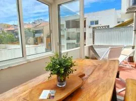 5 Min Ferry to Lisbon - Balcony - 2BR