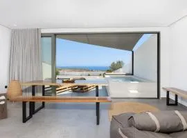 Acro Caldo Suites