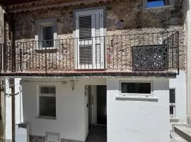 "DOMUS LEONE" - Nel Borgo di Capri Leone