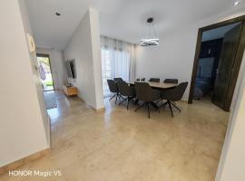 Maison de luxe dans une résidence fermée,NR 63 Résidence Tamaris à Marina, Hotel in Saidia