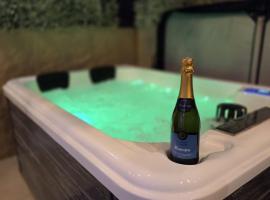 Botanica - Private Spa, Hotel in Saint-Quentin