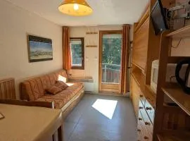 Studio pour 3 pers, au pied des pistes, balcon - FR-1-557-58