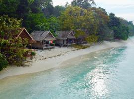Batanta Panorama Homestay, Hotel in Dayang