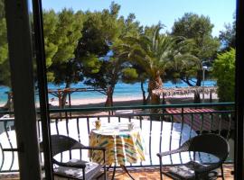 Sajeta Beach Apartments, hotel em Drvenik