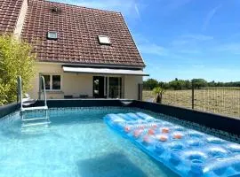 Maison familiale piscine les petits loups