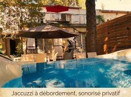 VillaJacuzzi privatif sans vis à vis en ville 12 mn des plages, hotel i Montpellier