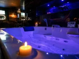 Baobab Logement Atypique avec jacuzzi privé
