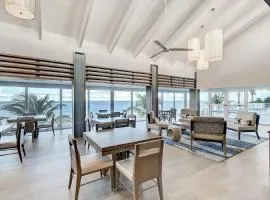 Spacious 2 Bedroom Waterfront Condo with Beach Access