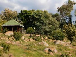 Riverman Cabin Country Lodge - Tonteldoos، فندق في Tonteldoos