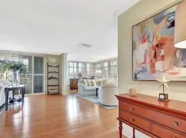 Charming 3 Bedroom Condo Near Worth Avenue