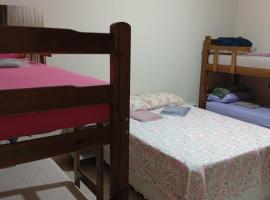 Casa Alto Padrão px ao Centro, viešbutis mieste Lavras