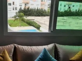 Pool side apartment walking distance to the beach
