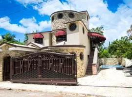 Villa lujosa con piscina bayaguana