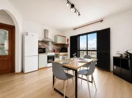 Bright & Spacious 3BR in Ta Xbiex, Full AC & WiFi