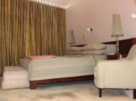 Bokmakierie Country Lodge