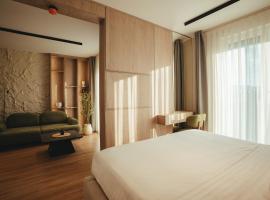 Noir Hotel, hotel u gradu Gjakove
