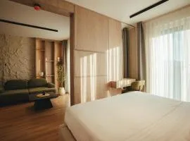 Noir Hotel