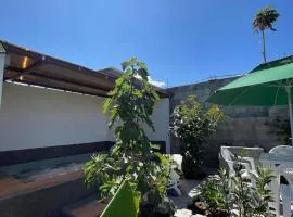 Villa Hermosa B & B