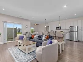 Stylish Stay Minutes from Downtown GR