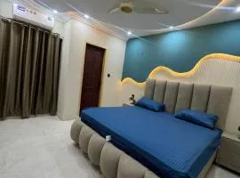 2 bed apartment available on sharing or independently prices varies
