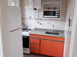 Excellent 2 rooms in front with balcony