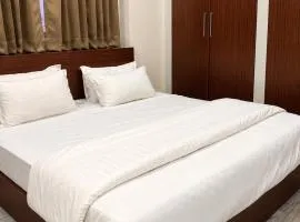 Everest Guest House