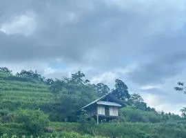 Song Ban Mountain Homestay