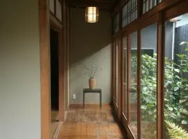宿屋 余白丨yadoya yohaku