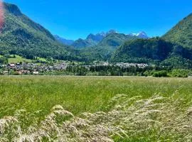 Apartma Tri Planike