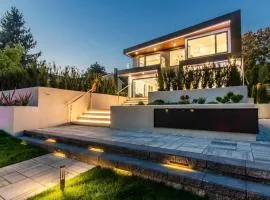 Modern Mountain View Villa