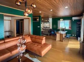 一棟貸しの源泉 Luxury Private Onsen Villaと料理家の食体験 安曇野 Nagano