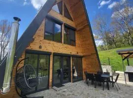Hill House Doftana