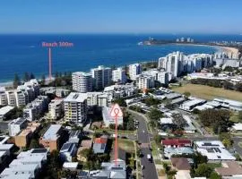 Beachside Pet-Friendly Retreat in Mooloolaba
