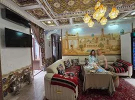 Gulnaraxanum Guest House B&B