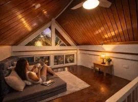 Belle's Peak Staycation-Private Overlooking Villa for 15 Guests in Batangas