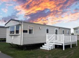 The Willow Caravan Cliff Top Coastal Retreat at Eyemouth Holiday Park Sleeps 6 Near Beach