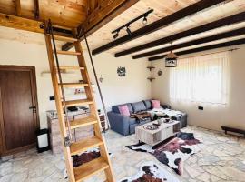 Falcon Cottage,Montenegro, khách sạn ở Korita