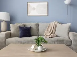 Landing Chic 1BD Yoga Studio Gym