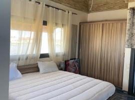 Viesnīca Résidence chez romelie pilsētā Malika