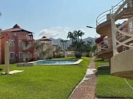 Departamento muy cerca de Mundo Imperial