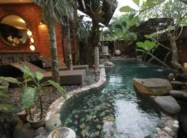 Natural and Cozy Pool, Villa Dayins Balangan