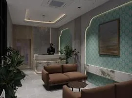 Hotel Emirest