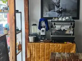 Gatlang Backpackers