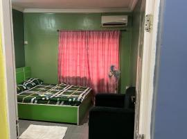 Electra Serviced 1 Bedroom Apartment, Lagos: Iju Junction şehrinde bir otel