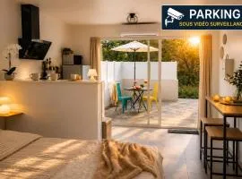 La Dolce Vita - Studios cosy avec terrasse au soleil, clim & parking - idéal couple