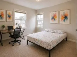 Cozy Room in Great Location