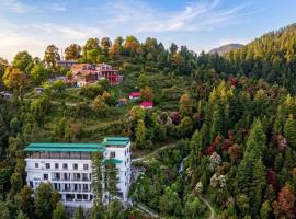 LA Riqueza Dhanolti View - Near to Eco Park & Surkanda Devi Temple, hotell sihtkohas Dhanaulti
